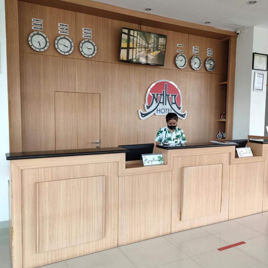 Naka Hotel Kupang Extérieur photo